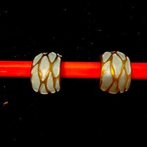 Vintage clip on earrings